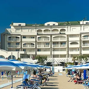 A-more Aparthotel